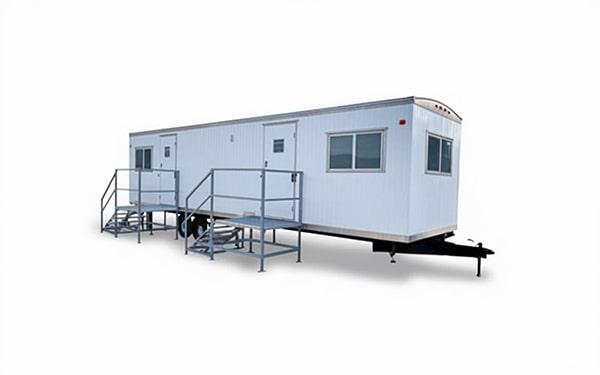 our construction office rentals come with amenities such as heating and cooling systems, restrooms, and kitchen facilities